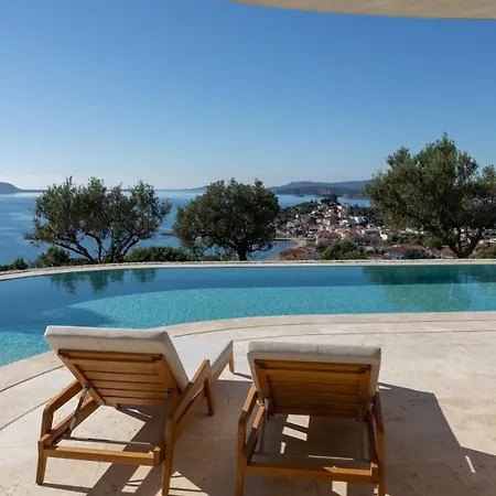 On The Rocks Villa