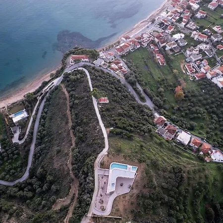 Villa On The Rocks Finikounta