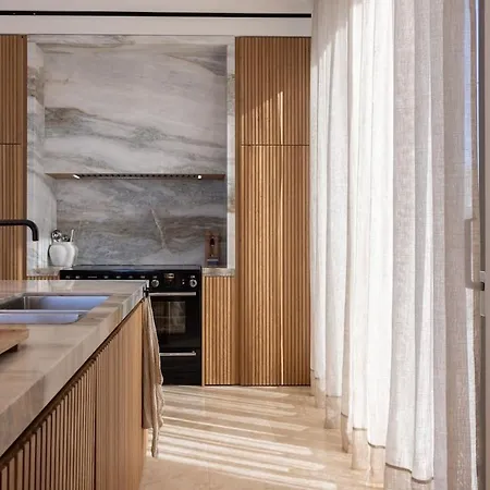 On The Rocks * Finikounta