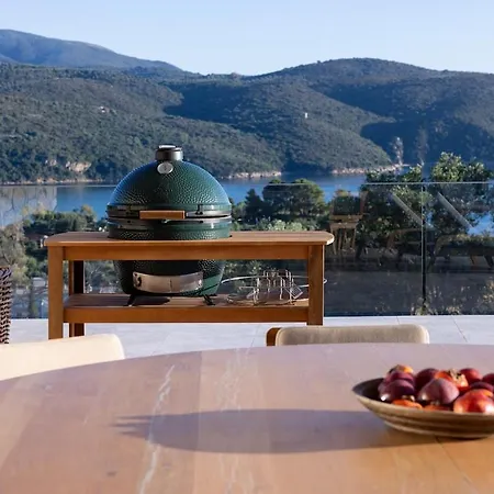 Villa On The Rocks