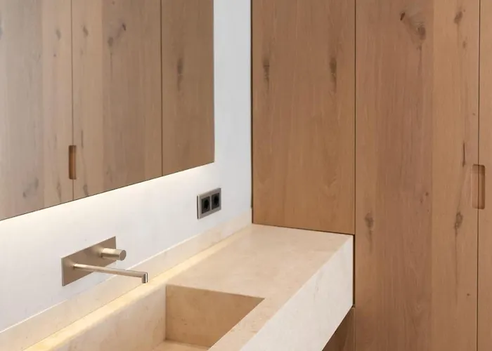 On The Rocks * Finikounta