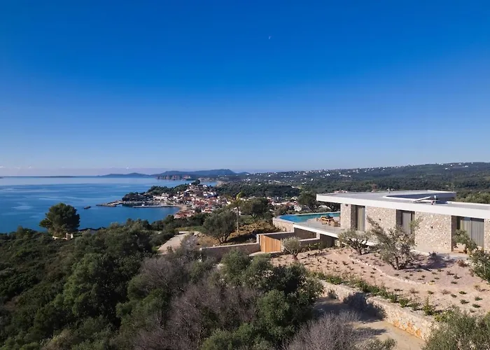 Villa On The Rocks Finikounta
